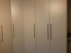 Eckschrank in weiß